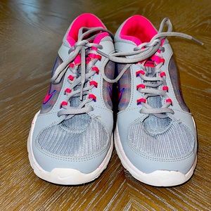 Nike shoes training flex2014